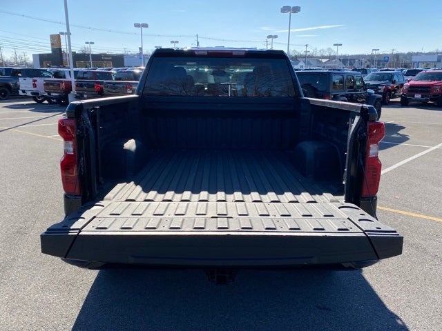 2024 Chevrolet Silverado 1500 4WD Double Cab Standard Bed Custom