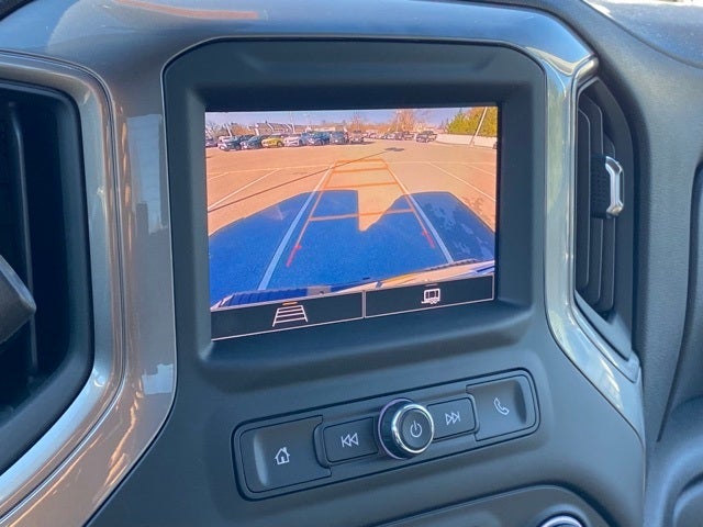 2024 Chevrolet Silverado 1500 4WD Double Cab Standard Bed Custom