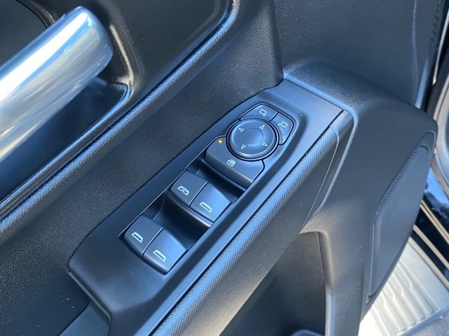 2022 Chevrolet Silverado 1500 LTD 4WD Double Cab Standard Bed Custom