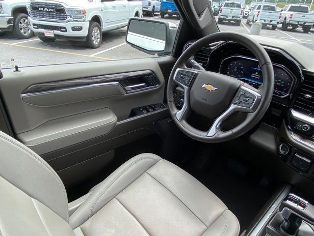 2023 Chevrolet Silverado 1500 4WD Crew Cab Short Bed LTZ