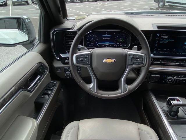 2023 Chevrolet Silverado 1500 4WD Crew Cab Short Bed LTZ