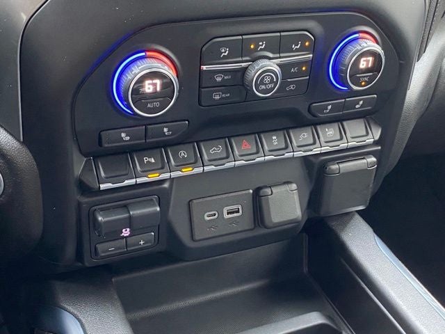2021 Chevrolet Silverado 1500 4WD Crew Cab Short Bed RST