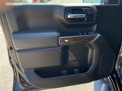2022 Chevrolet Silverado 1500 LTD 4WD Crew Cab Standard Bed LT Trail Boss