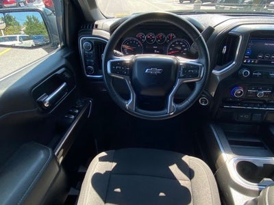2022 Chevrolet Silverado 1500 LTD 4WD Crew Cab Standard Bed LT Trail Boss