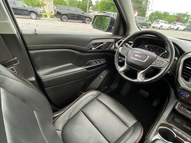 2021 GMC Acadia AWD AT4
