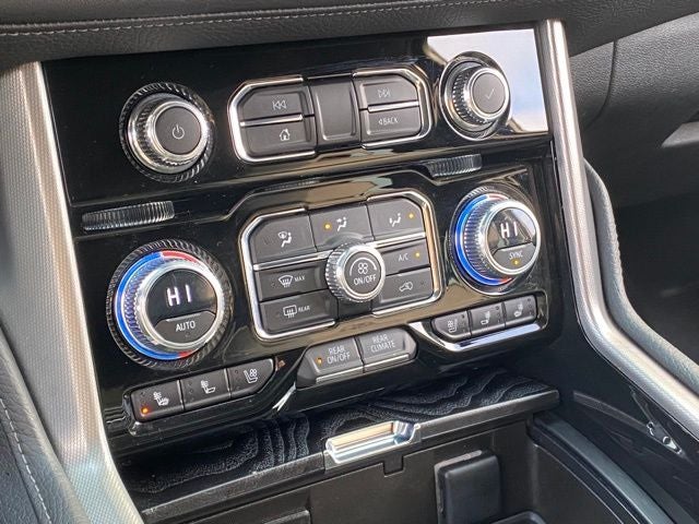 2023 GMC Yukon 4WD Denali