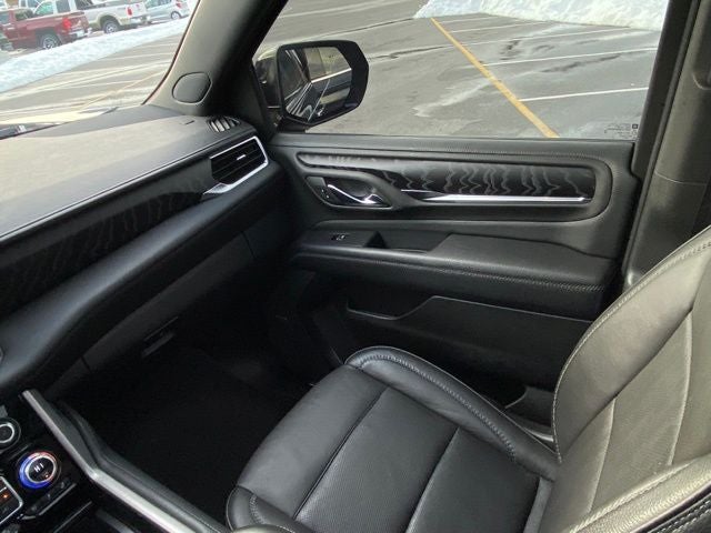 2023 GMC Yukon 4WD Denali