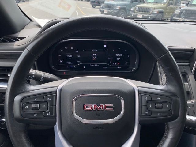 2022 GMC Yukon XL SLT