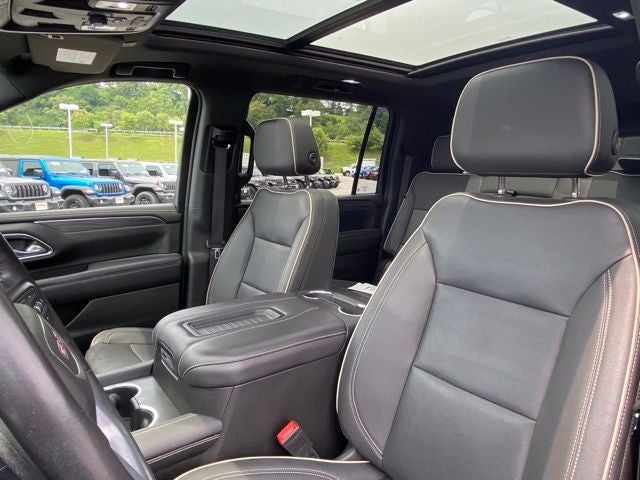 2022 GMC Yukon XL SLT