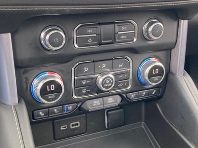 2022 GMC Yukon XL SLT