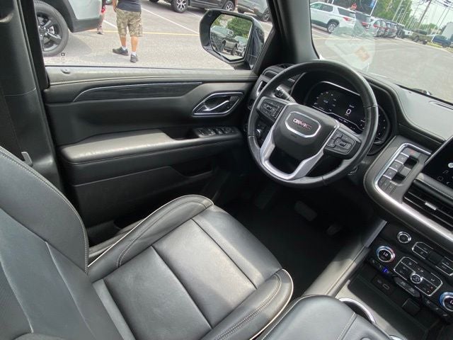 2022 GMC Yukon XL SLT