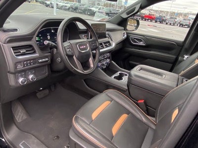 2023 GMC Yukon XL 4WD AT4