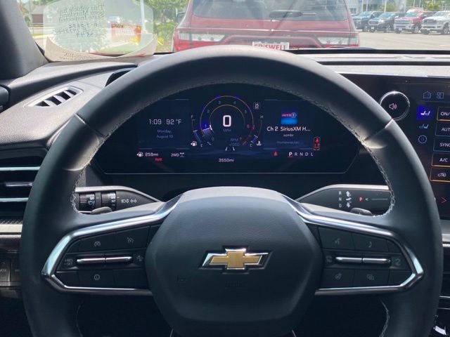 2026 Chevrolet Traverse AWD LT
