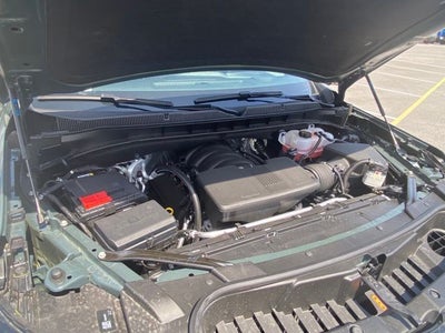 2026 Chevrolet Suburban RST, 4WD