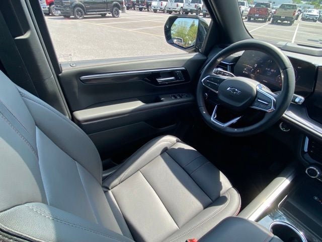 2026 Chevrolet Suburban RST, 4WD