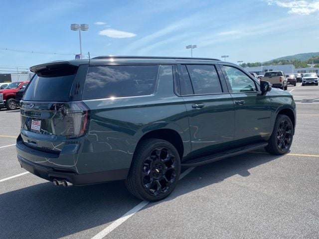 2026 Chevrolet Suburban RST, 4WD