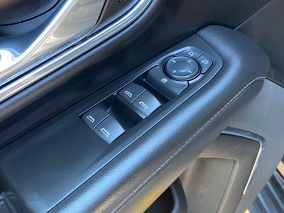 2023 Chevrolet Suburban 4WD LS