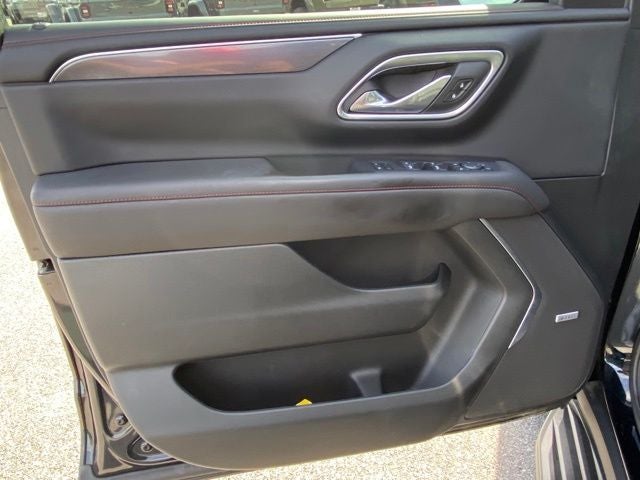 2024 Chevrolet Suburban 4WD RST