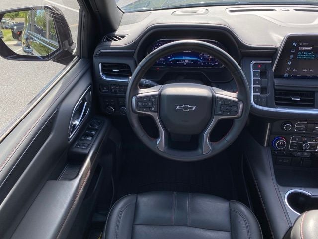 2024 Chevrolet Suburban 4WD RST