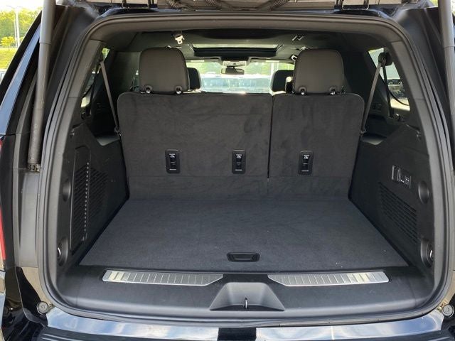 2024 Chevrolet Suburban 4WD RST
