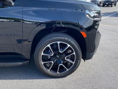 2024 Chevrolet Suburban 4WD RST