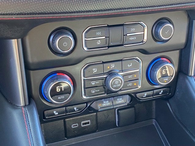 2023 Chevrolet Tahoe 4WD RST