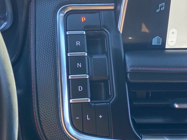 2023 Chevrolet Tahoe 4WD RST