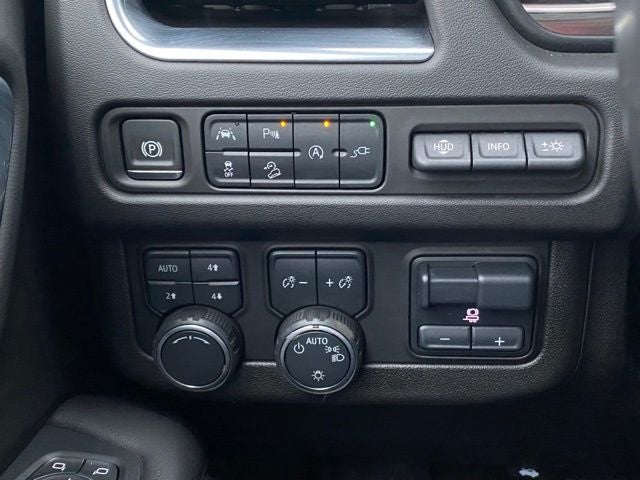 2021 Chevrolet Tahoe 4WD High Country