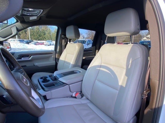 2025 GMC Sierra 1500 4WD Crew Cab Short Box SLT