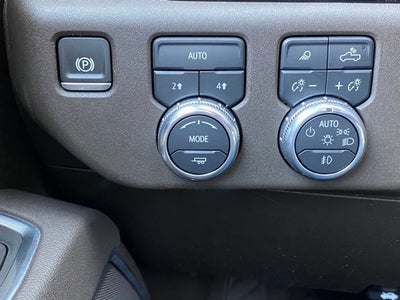 2025 GMC Sierra 1500 4WD Crew Cab Short Box SLT