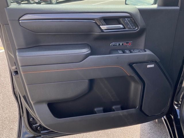 2023 GMC Sierra 1500 4WD Crew Cab Short Box AT4