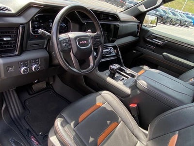 2023 GMC Sierra 1500 4WD Crew Cab Short Box AT4