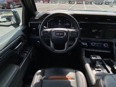 2023 GMC Sierra 1500 4WD Crew Cab Short Box AT4