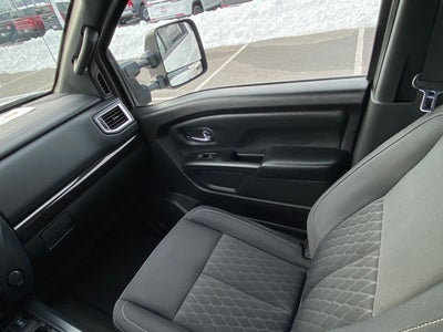 2018 Nissan TITAN XD SV Diesel