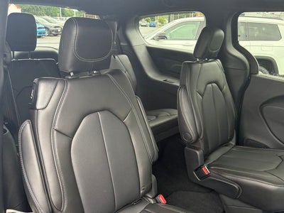 2027 Chrysler Pacifica PACIFICA SELECT