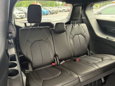 2027 Chrysler Pacifica PACIFICA SELECT