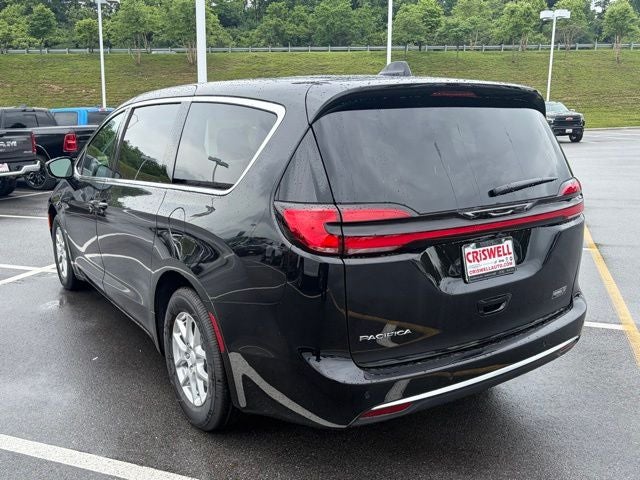 2027 Chrysler Pacifica PACIFICA SELECT