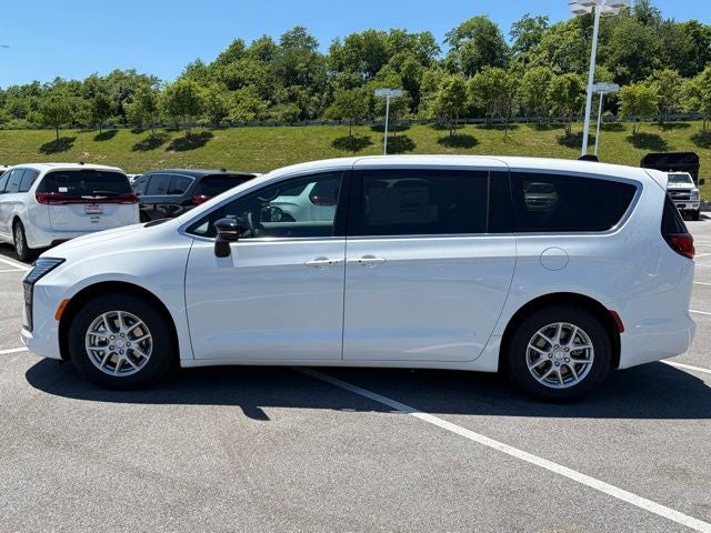 2027 Chrysler Pacifica PACIFICA SELECT