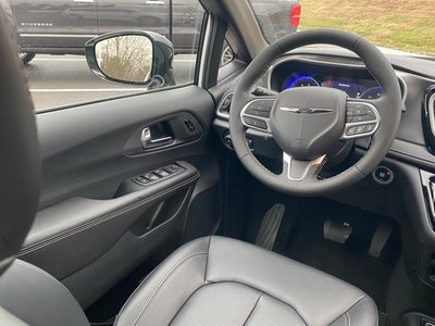 2026 Chrysler Pacifica PACIFICA SELECT