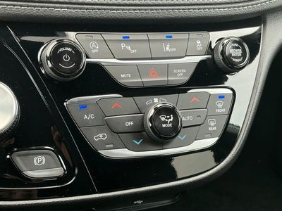 2027 Chrysler Pacifica PACIFICA SELECT