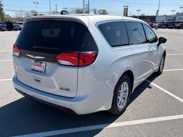 2026 Chrysler Voyager VOYAGER LX