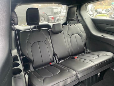 2026 Chrysler Voyager VOYAGER LX