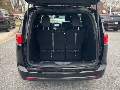 2026 Chrysler Voyager VOYAGER LX