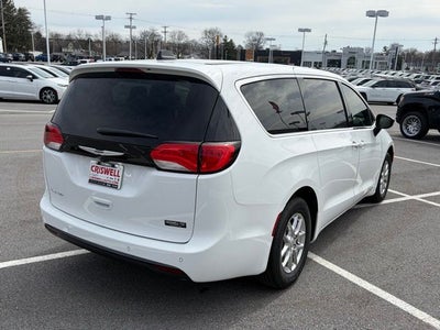 2026 Chrysler Voyager VOYAGER LX