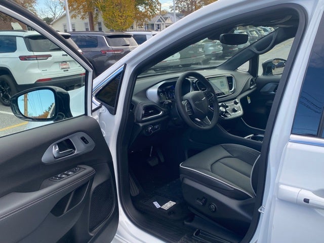 2026 Chrysler Pacifica PACIFICA LIMITED