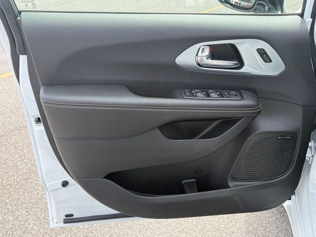 2026 Chrysler Pacifica PACIFICA LIMITED