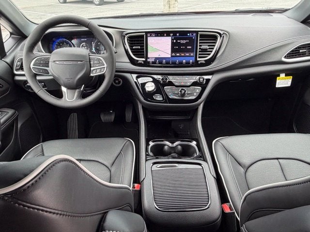 2027 Chrysler Pacifica PACIFICA LIMITED