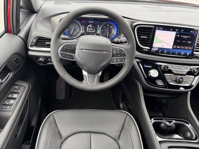 2027 Chrysler Pacifica PACIFICA LIMITED