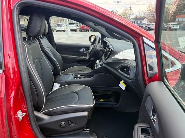 2026 Chrysler Pacifica PACIFICA LIMITED