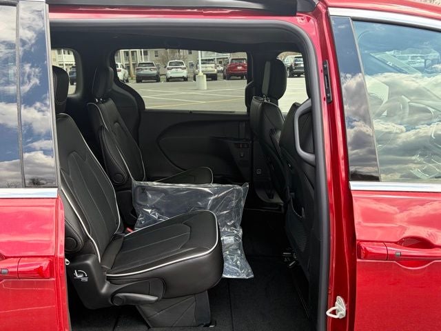 2026 Chrysler Pacifica PACIFICA LIMITED